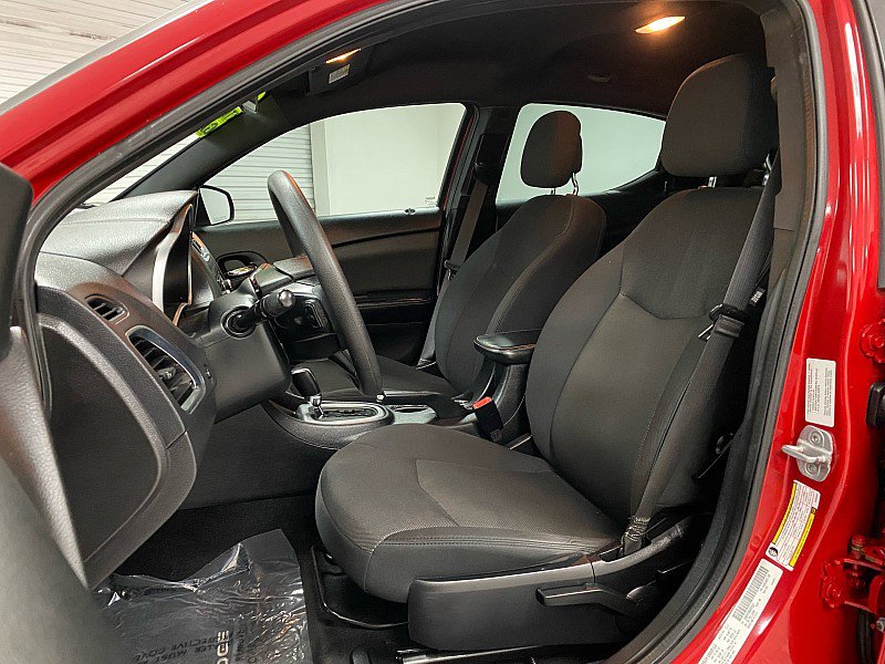 Used 2011 Dodge Avenger Express image 10