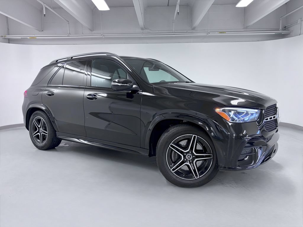 Certified 2025 Mercedes-Benz GLE 450 4MATIC image 9