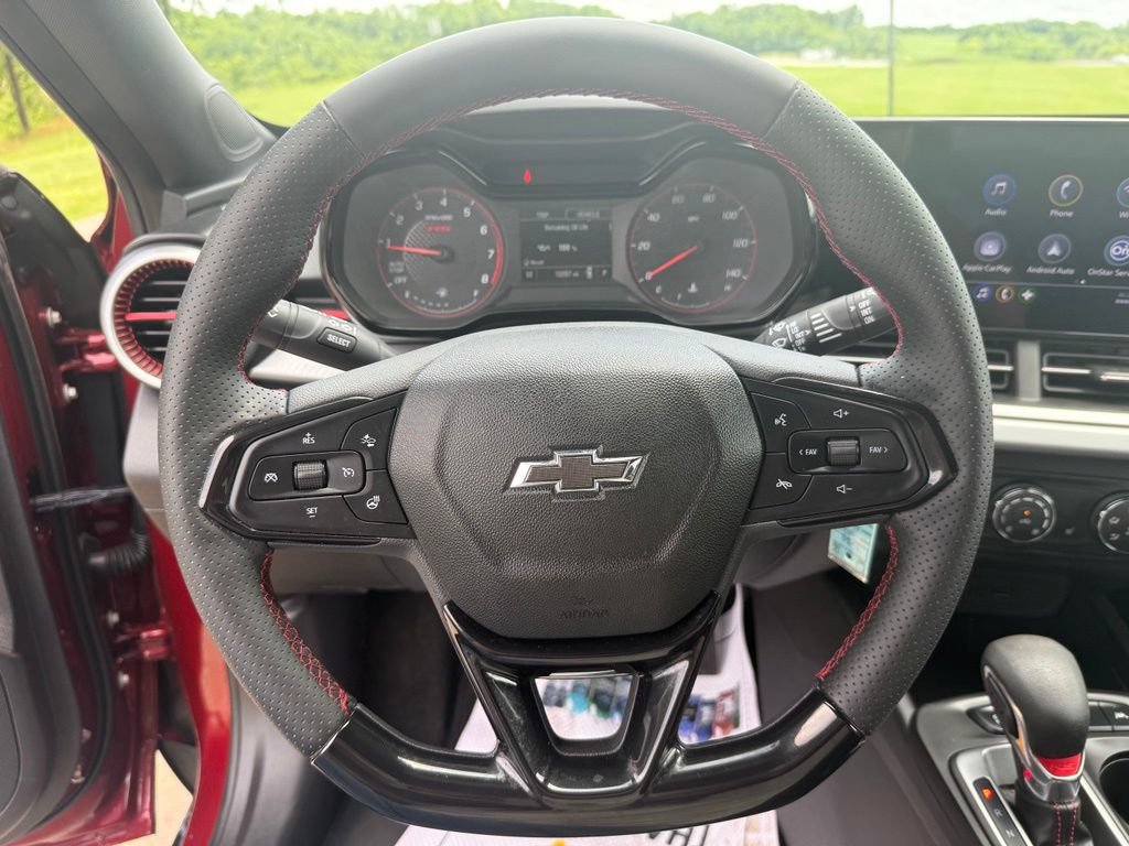Used 2024 Chevrolet Trax RS w/ Driver Confidence Package FWD image 26