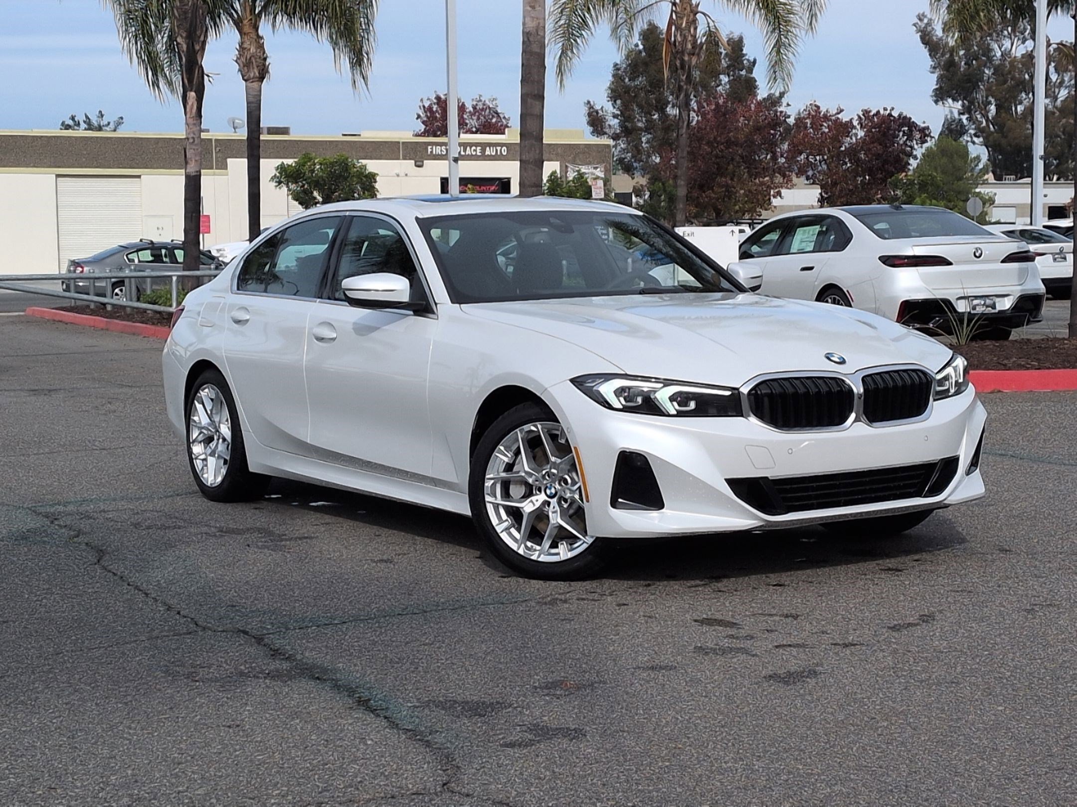 Used 2025 BMW 330i Sedan w/ Convenience Package RWD image 2