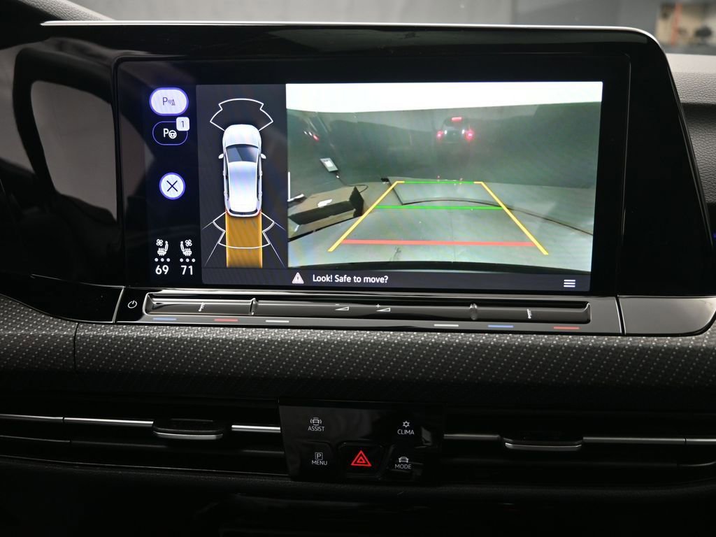 Used 2024 Volkswagen Golf R image 12