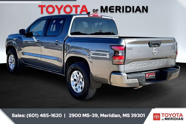 Used 2024 Nissan Frontier SV w/ Technology Package image 2