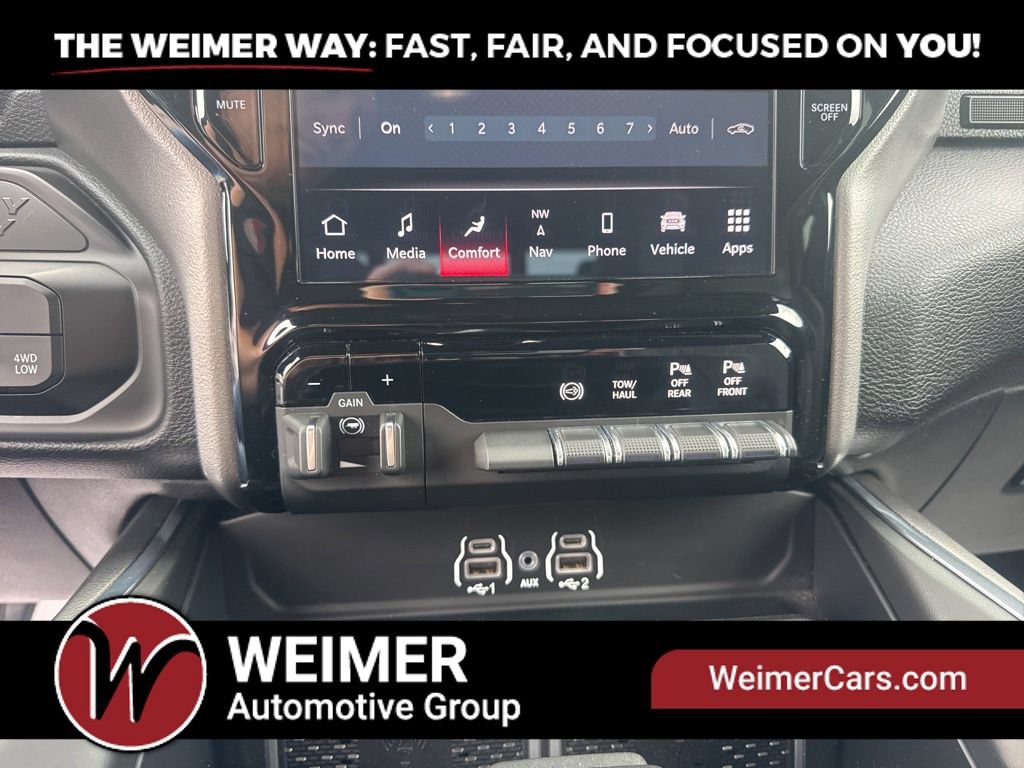 Used 2025 RAM 3500 Laramie w/ Sport Appearance Package AWD/4WD image 42