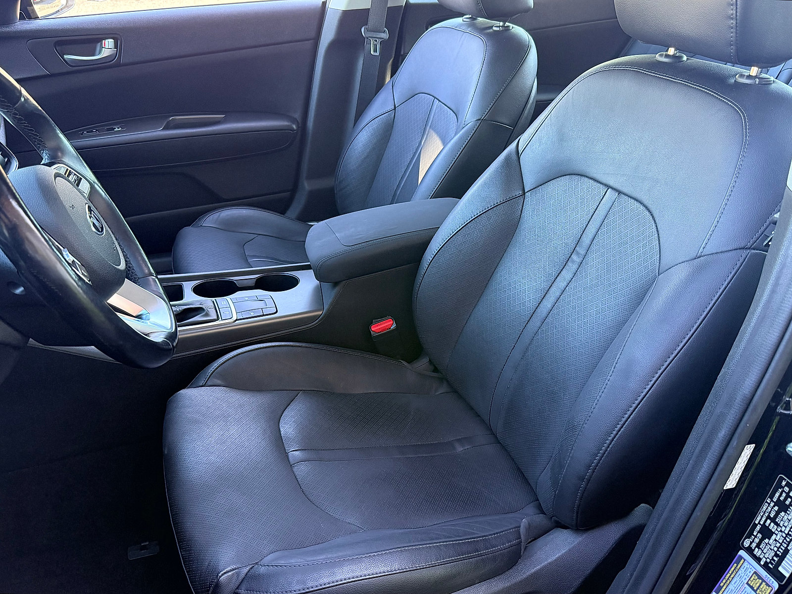 Used 2020 Kia Optima SE FWD image 37