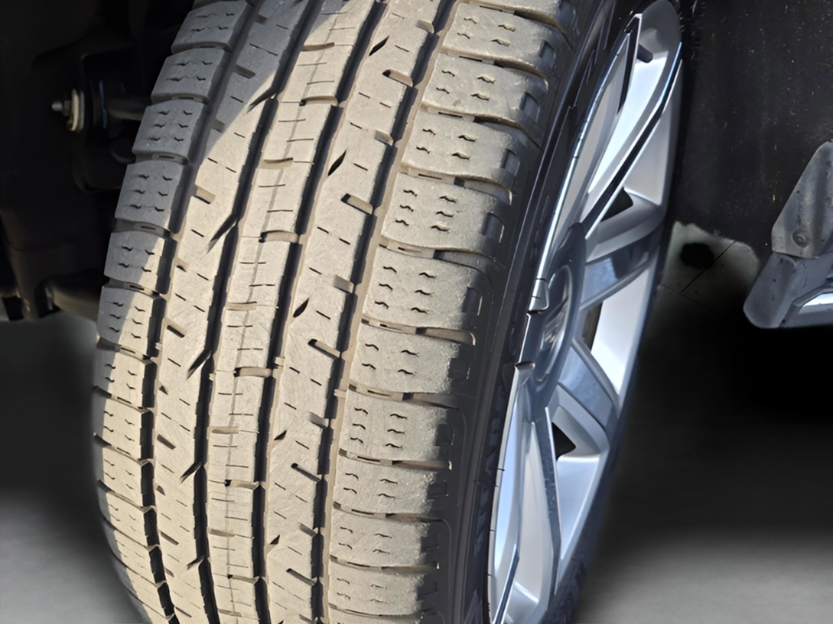 Used 2020 Cadillac Escalade Luxury image 34