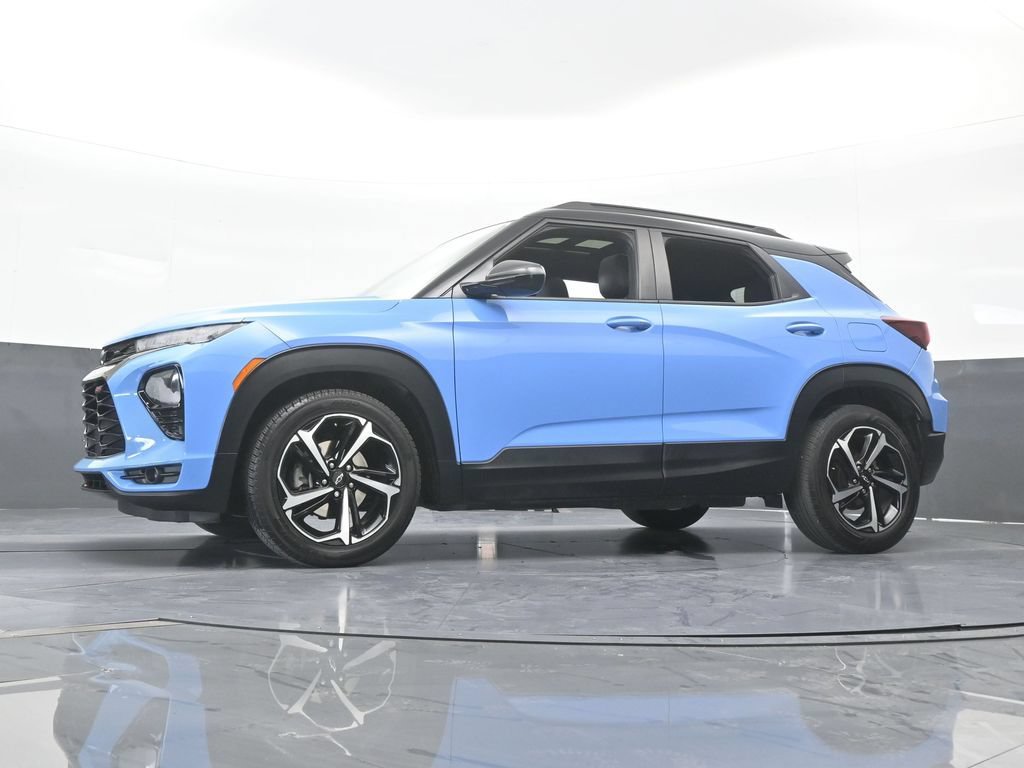 Used 2023 Chevrolet TrailBlazer RS w/ Sun and Liftgate Package FWD image 56
