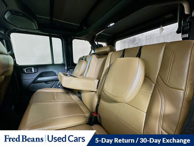 Used 2022 Jeep Wrangler Unlimited Sahara w/ Cold Weather Group AWD/4WD image 26