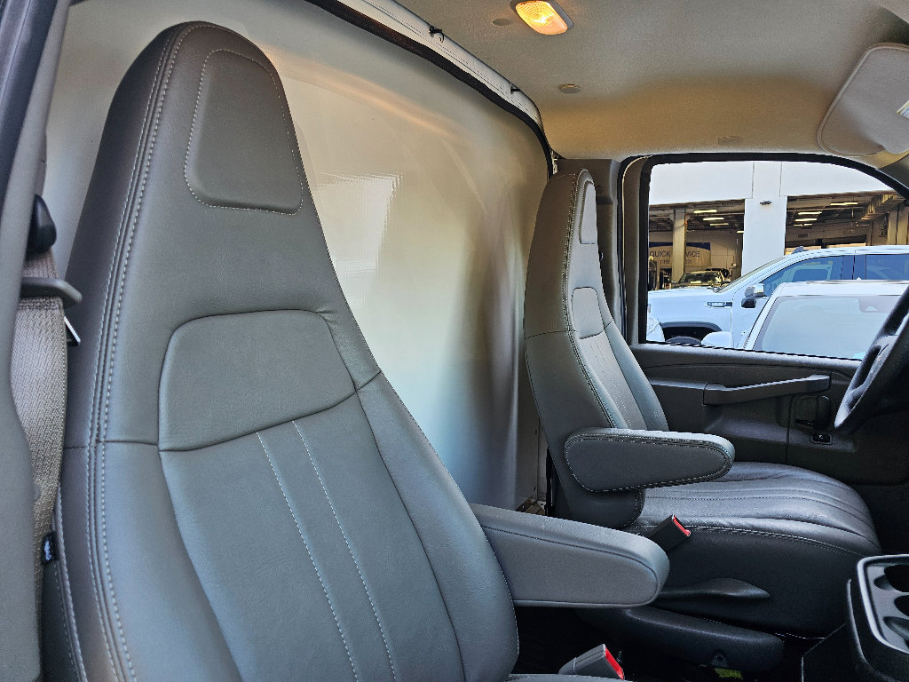New 2025 GMC Savana 3500 w/ Power Convenience Package RWD image 21