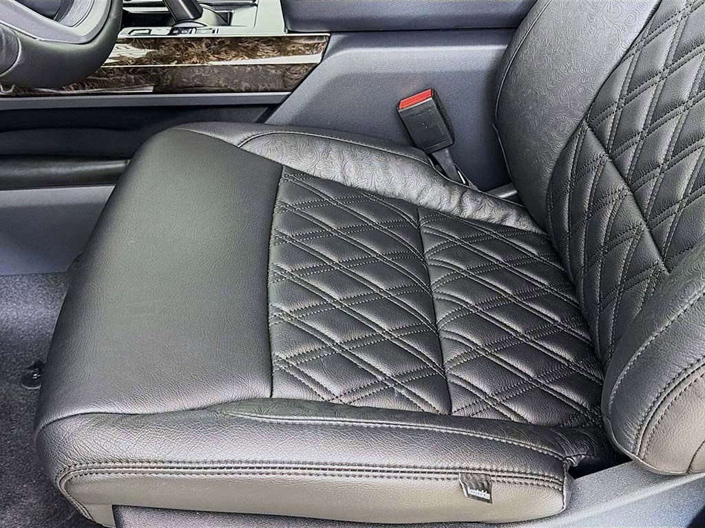 New 2025 Ford F150 XLT w/ Equipment Group 302A MID image 22