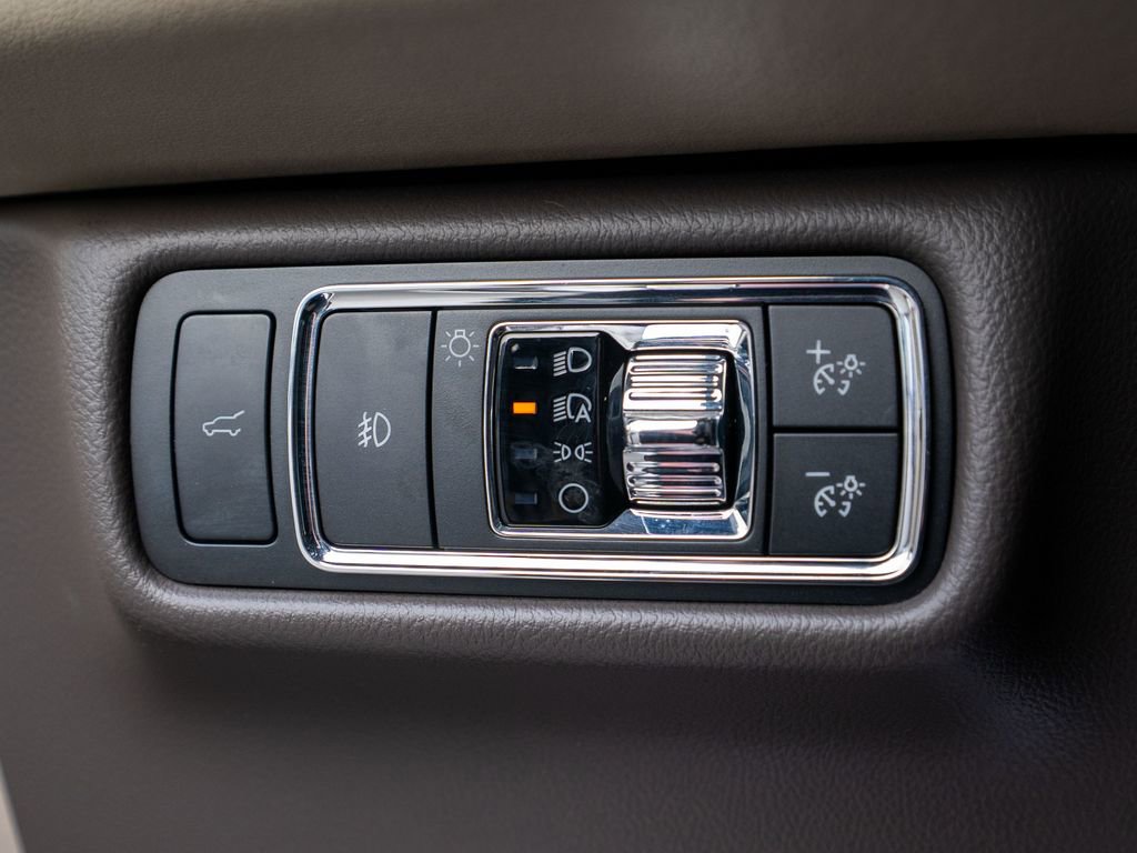 Used 2020 Lincoln Aviator Reserve w/ Equipment Group 202A image 28