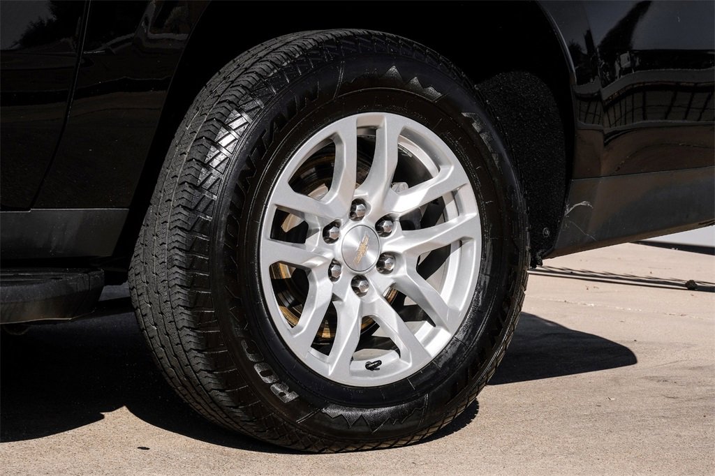 Used 2022 Chevrolet Suburban LT image 59