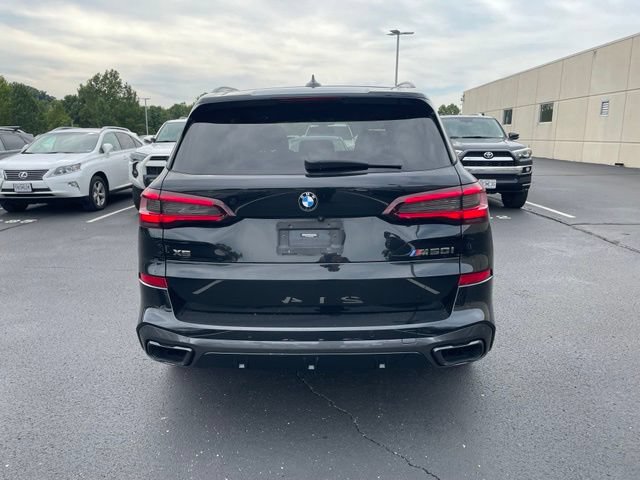 Used 2021 BMW X5 M50i AWD/4WD image 4