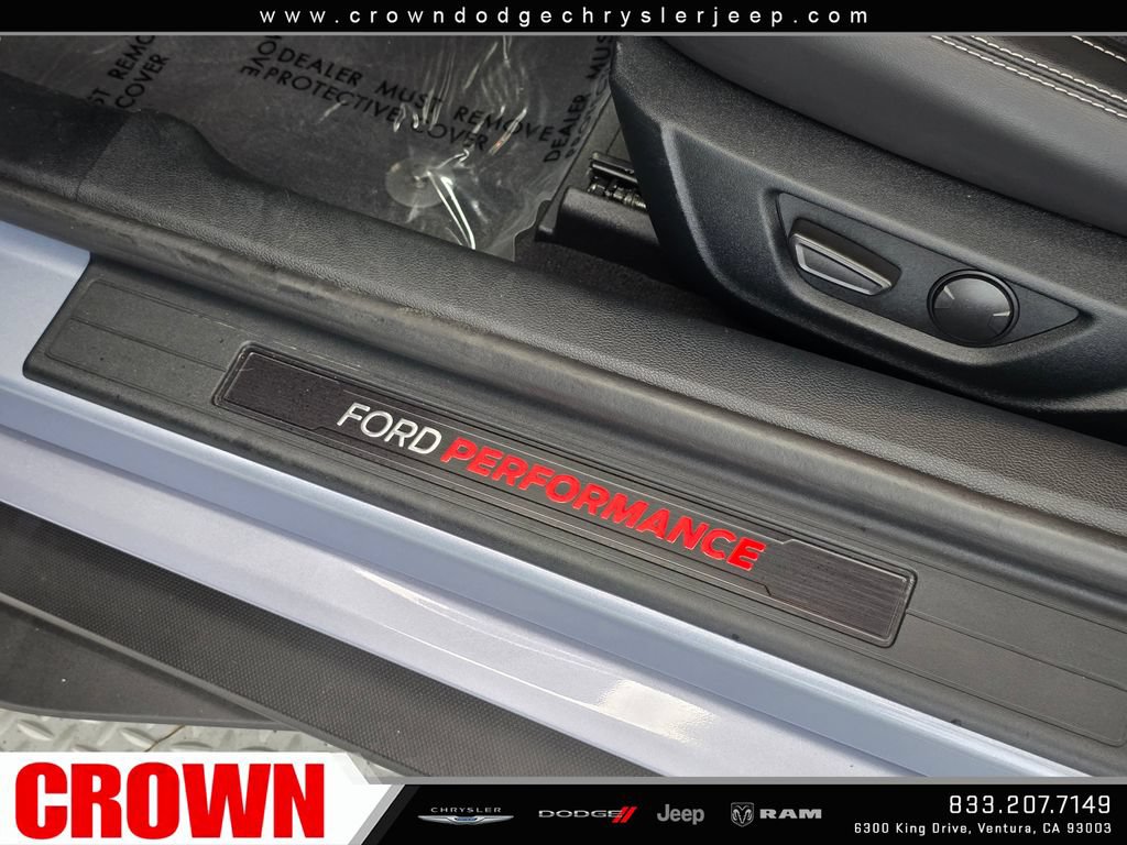 Used 2022 Ford Mustang Shelby GT500 w/ Technology Package RWD image 32