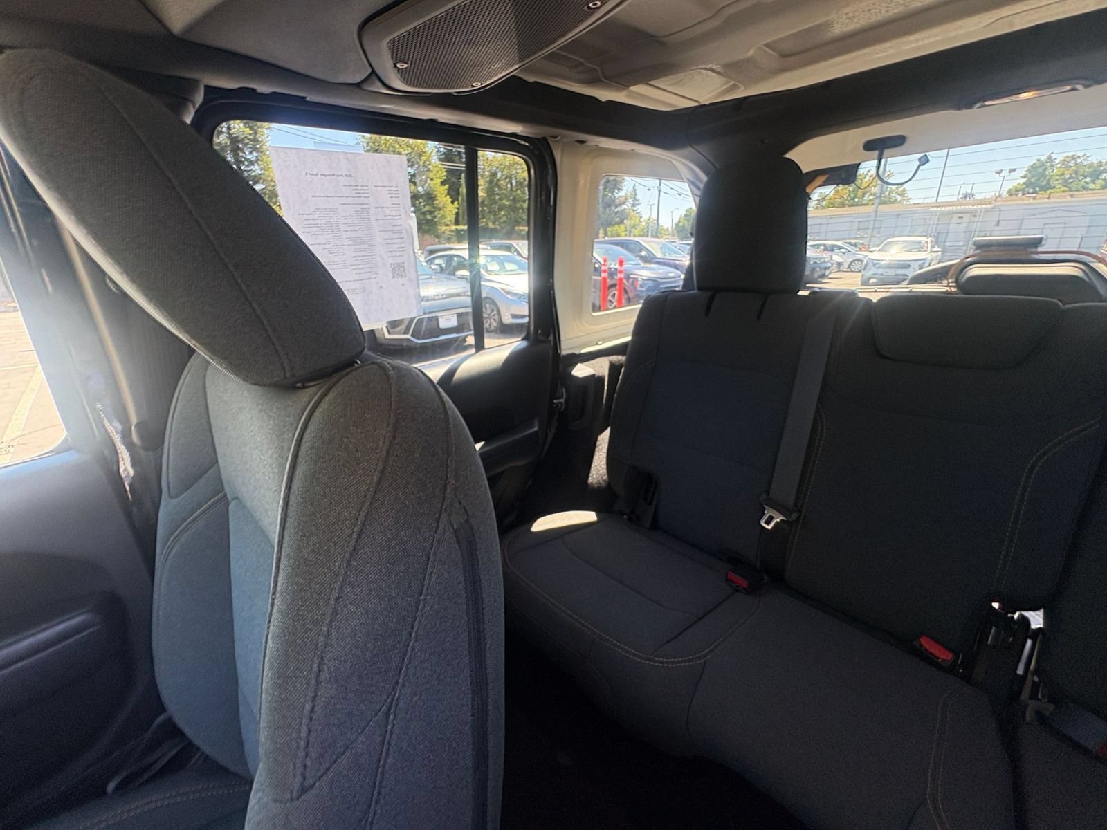 Used 2025 Jeep Wrangler Unlimited Sport AWD/4WD image 38