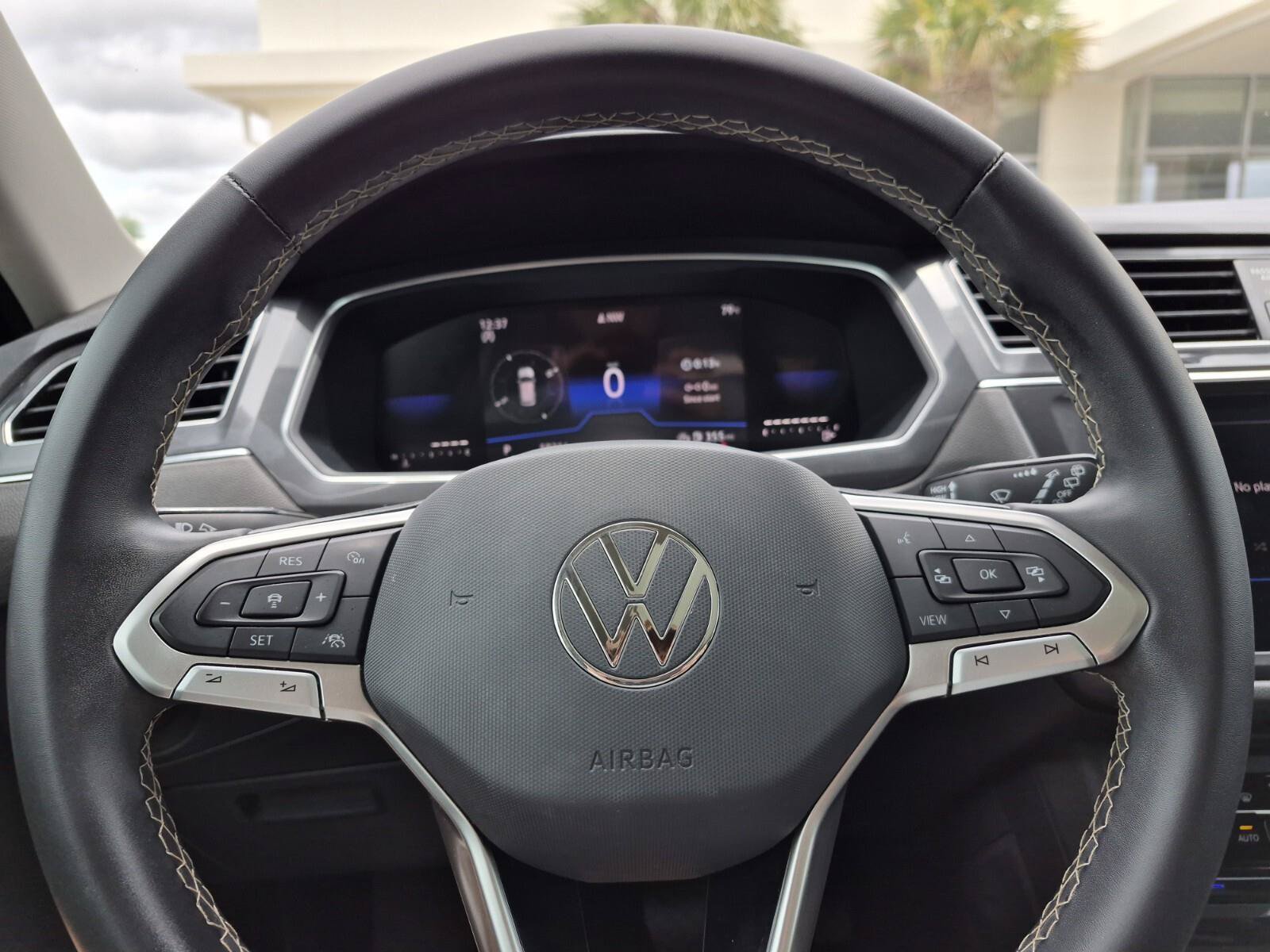 Used 2023 Volkswagen Tiguan SE FWD image 24