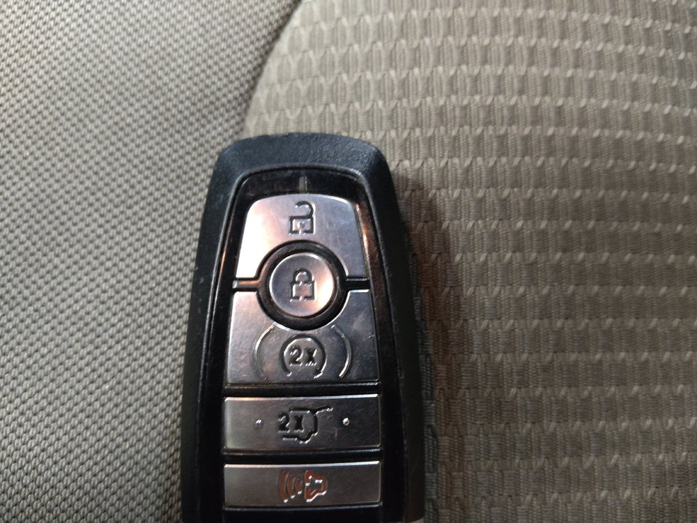 Used 2019 Ford Explorer XLT w/ Equipment Group 201A FWD image 32