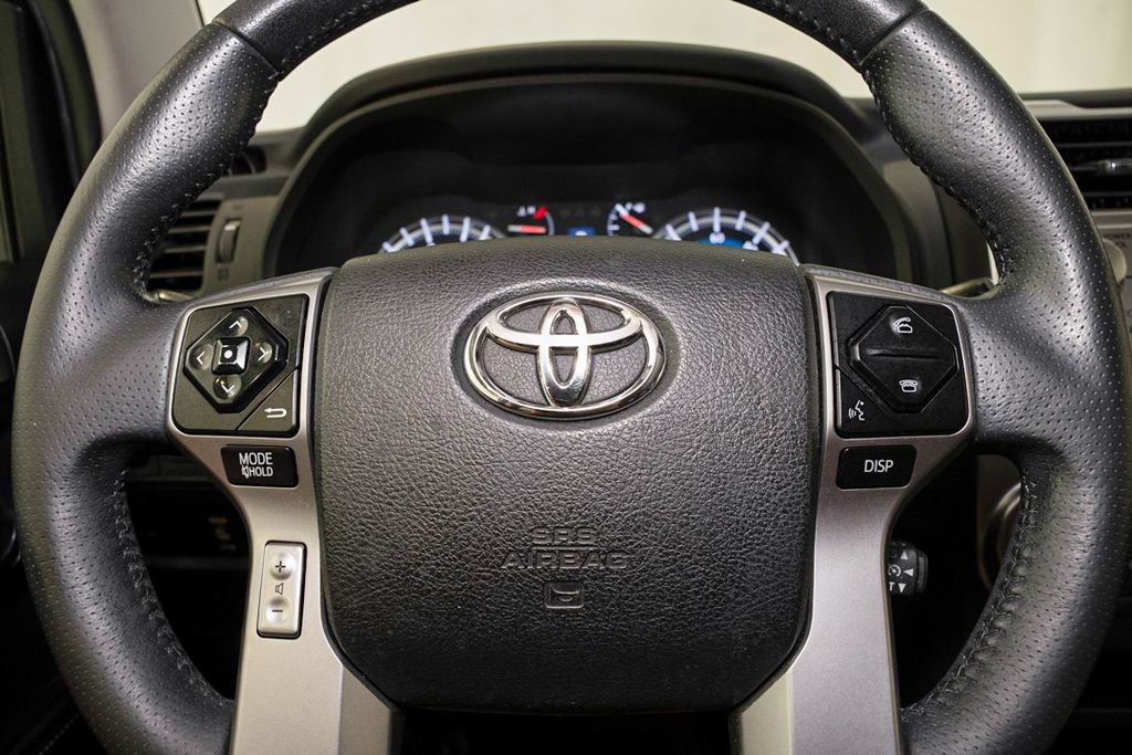 Used 2015 Toyota 4Runner SR5 image 20