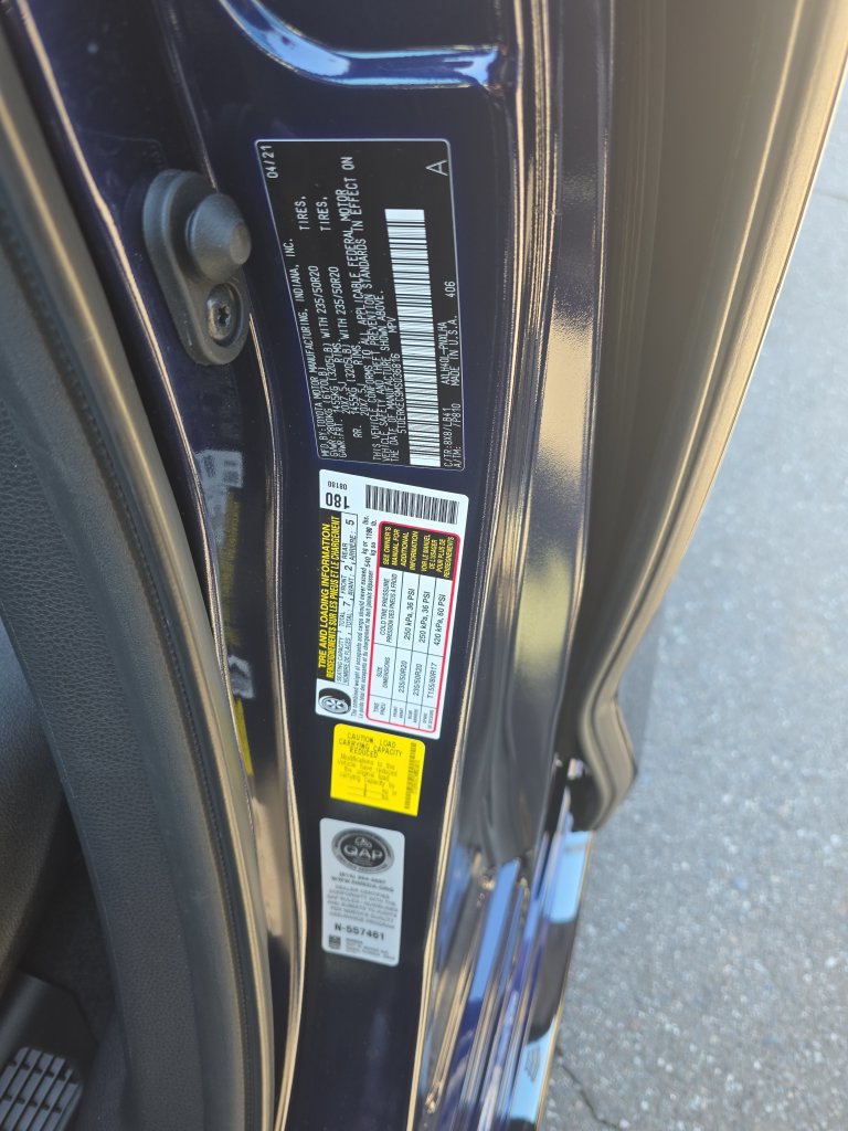 Used 2021 Toyota Sienna Platinum FWD image 29
