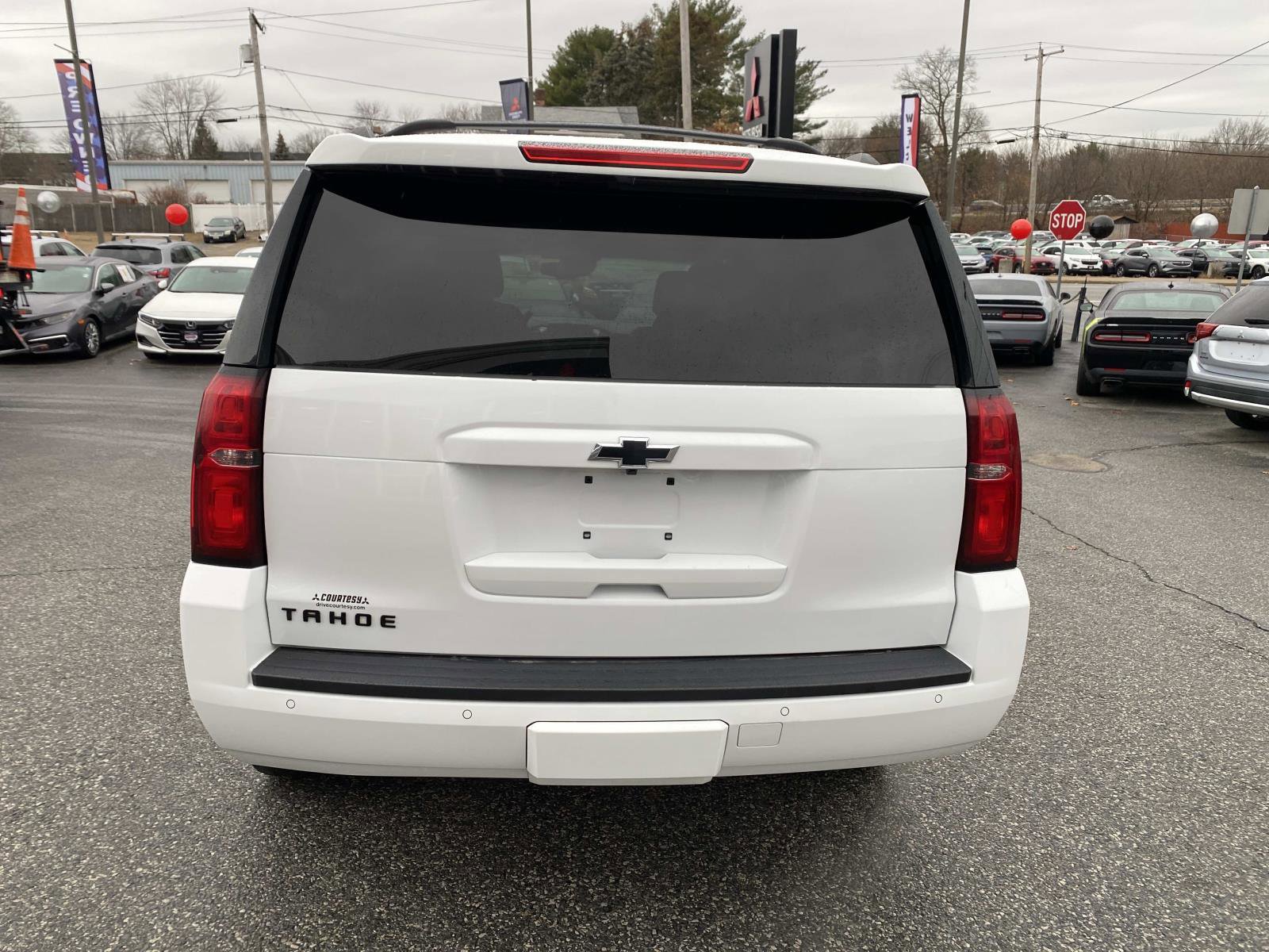 Used 2018 Chevrolet Tahoe LT w/ RST Edition image 4