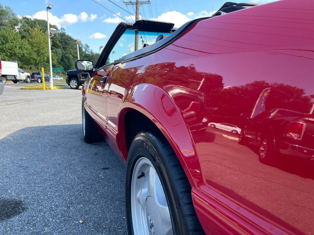 Used 1992 Ford Mustang LX image 16