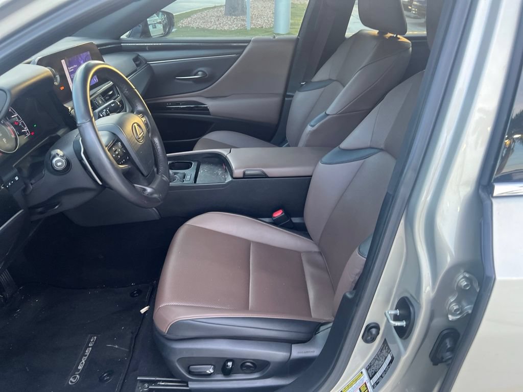 Used 2023 Lexus ES 350 w/ Accessory Package (Z2) FWD image 4