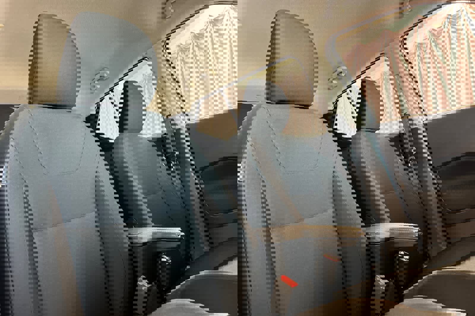 New 2025 Nissan Kicks Play S image 18