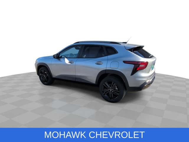 Used 2024 Chevrolet Trax ACTIV w/ Sunroof Package FWD image 7