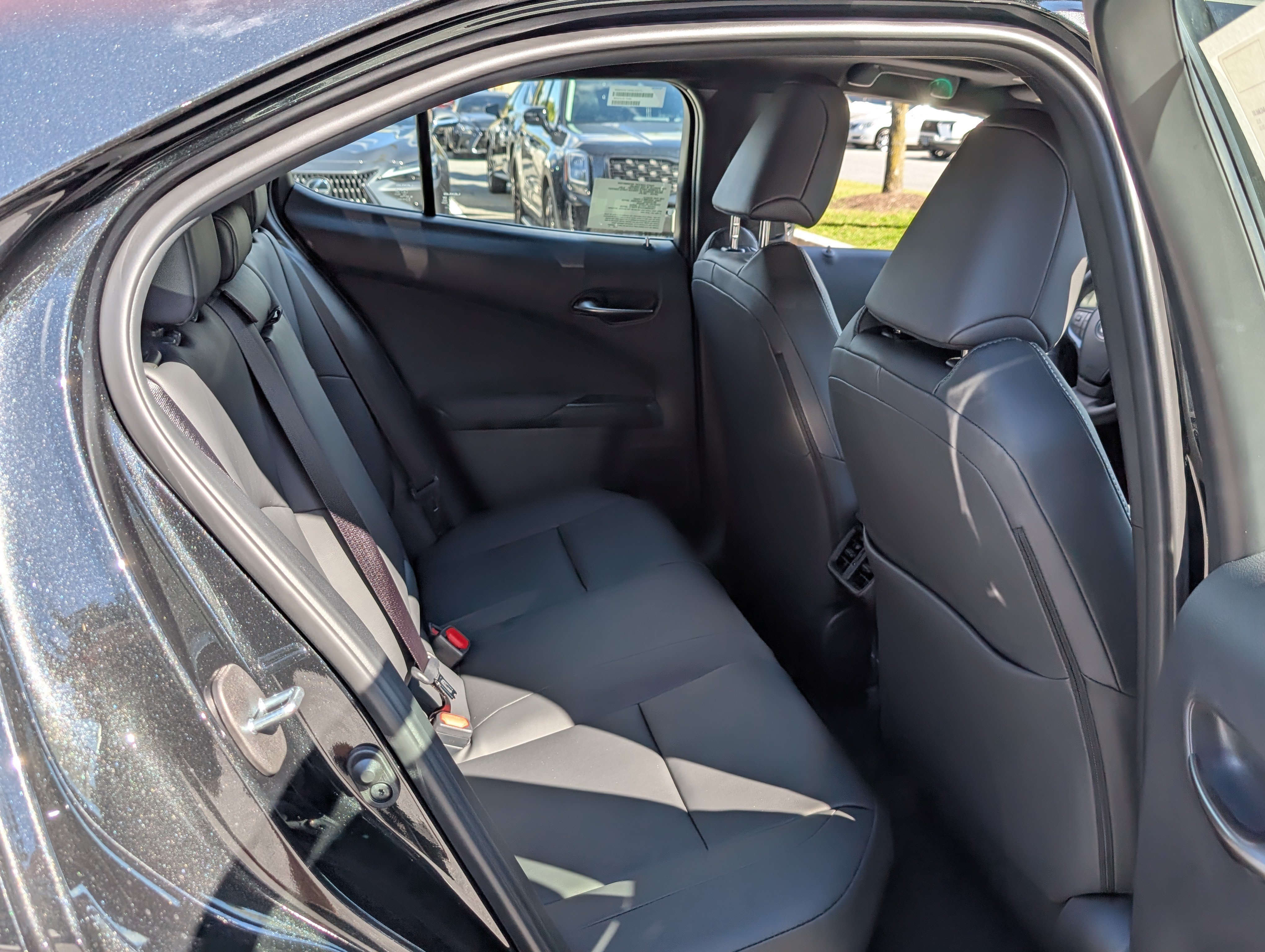 New 2026 Lexus UX 300h AWD w/ Accessory Package (2T) image 9
