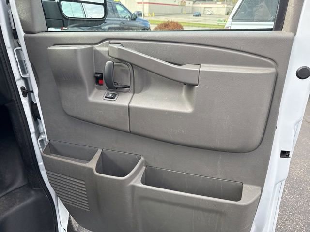 Used 2024 Chevrolet Express 2500 Work Van w/ Driver Convenience Package image 58