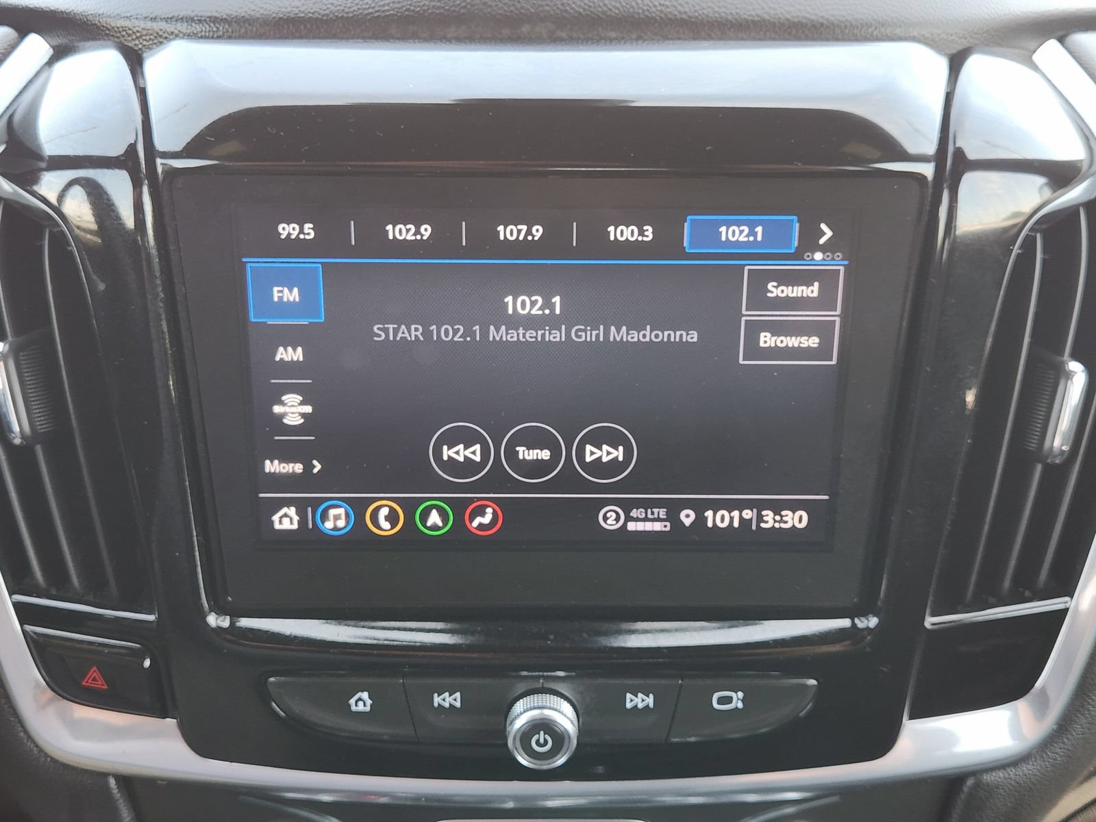 Used 2022 Chevrolet Traverse RS FWD image 18