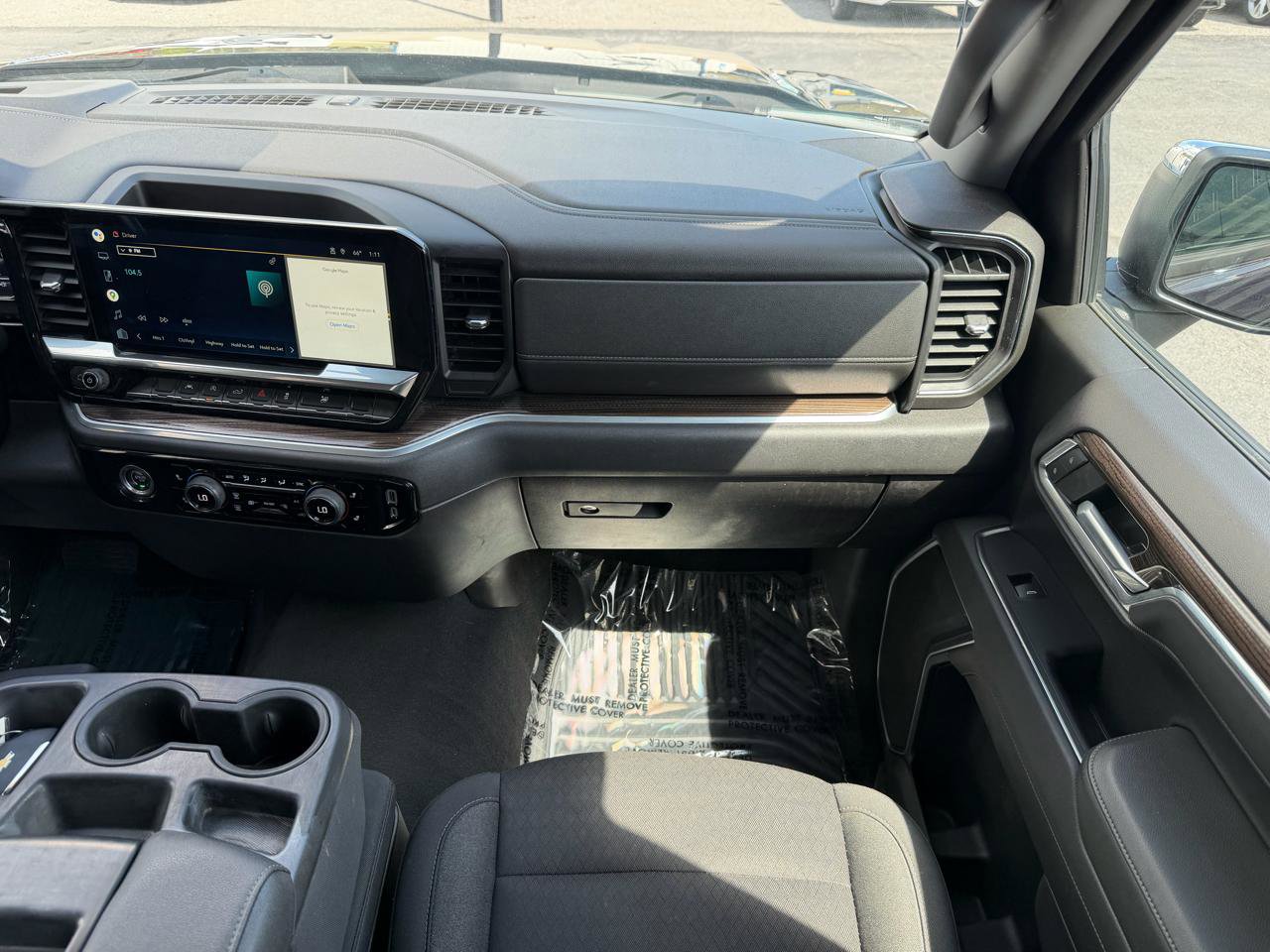 Used 2022 Chevrolet Silverado 1500 LT AWD/4WD image 23