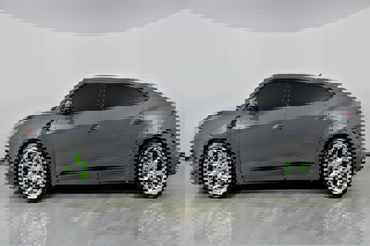 Used 2023 Lamborghini Urus S image 8