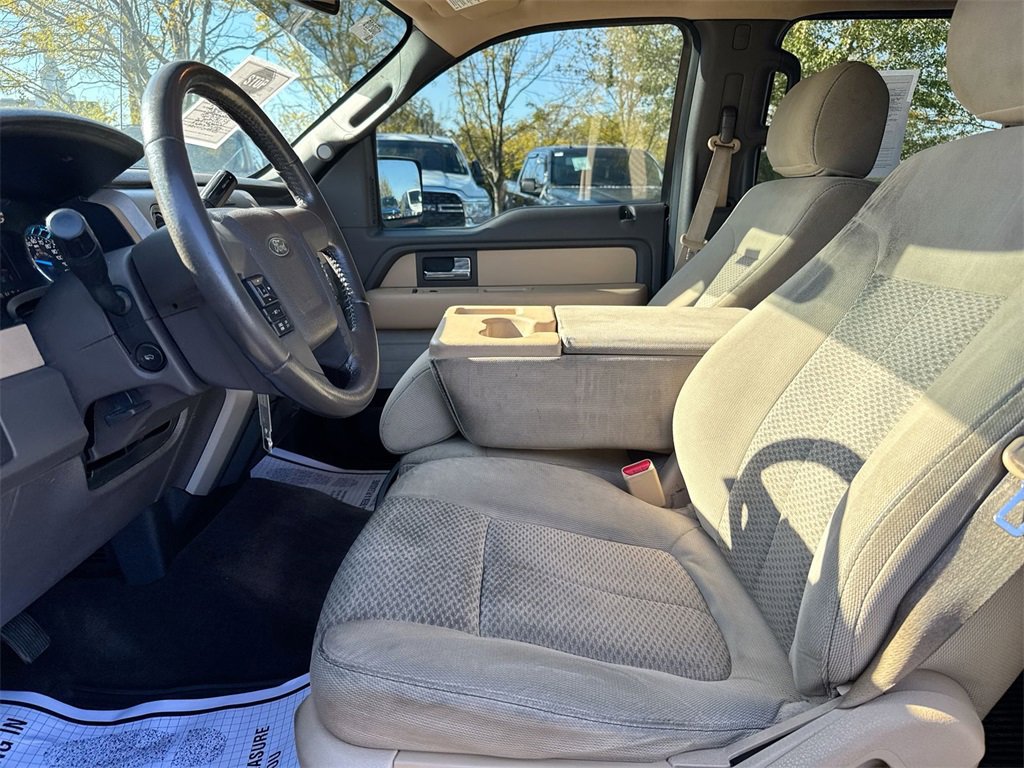 Used 2013 Ford F150 XLT w/ Luxury Equipment Group image 17