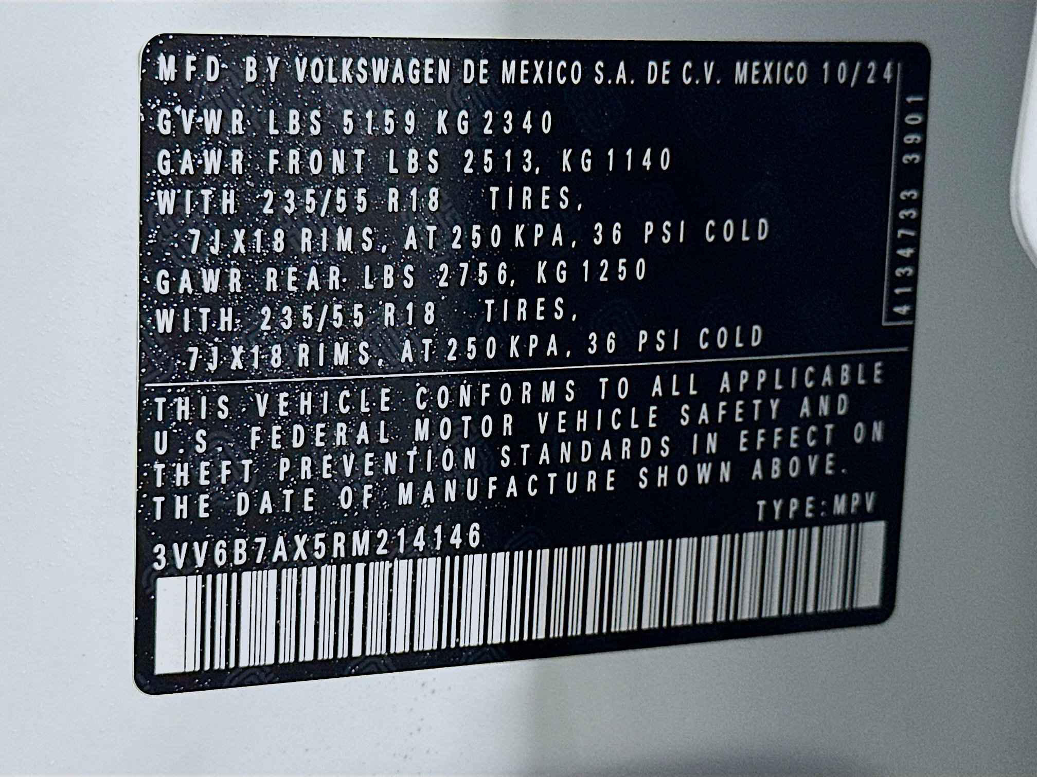 Used 2024 Volkswagen Tiguan Wolfsburg Edition image 12