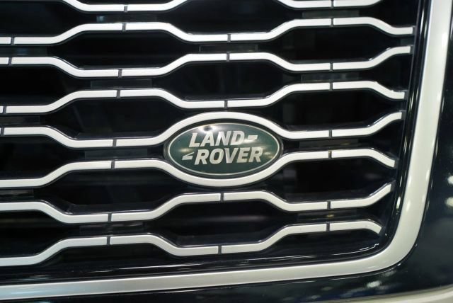 Used 2020 Land Rover Range Rover HSE AWD/4WD image 4