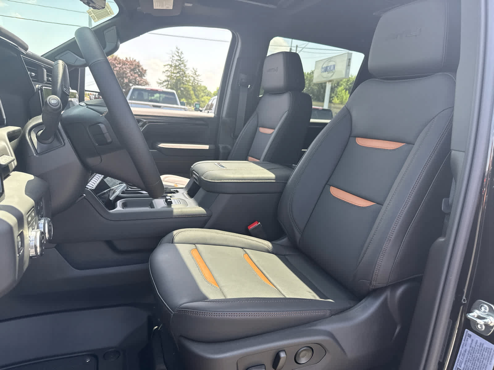 New 2026 GMC Sierra 3500 AT4 w/ AT4 Premium Plus Package AWD/4WD image 12