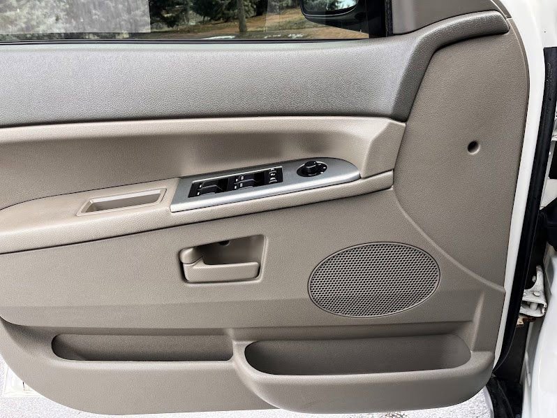 Used 2007 Jeep Grand Cherokee Laredo image 6