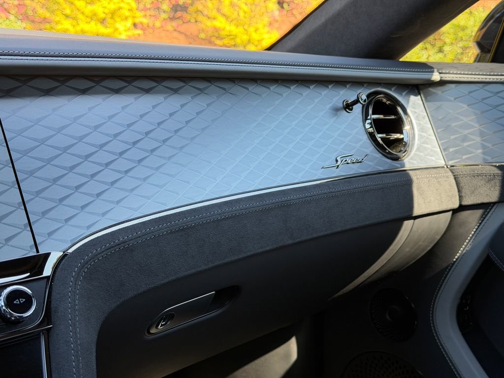 Used 2025 Bentley Continental GT Speed image 28