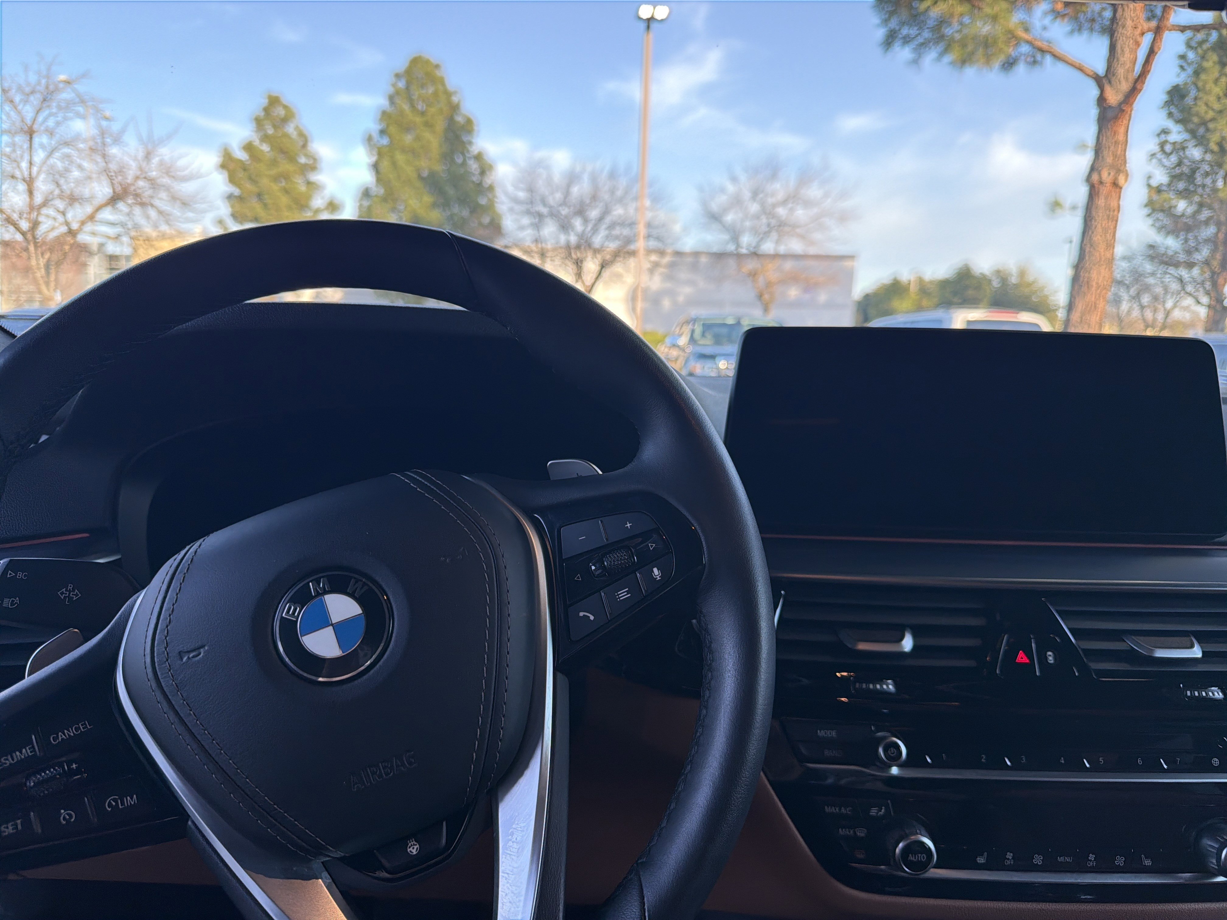 Certified 2023 BMW 540i w/ Premium Package image 50