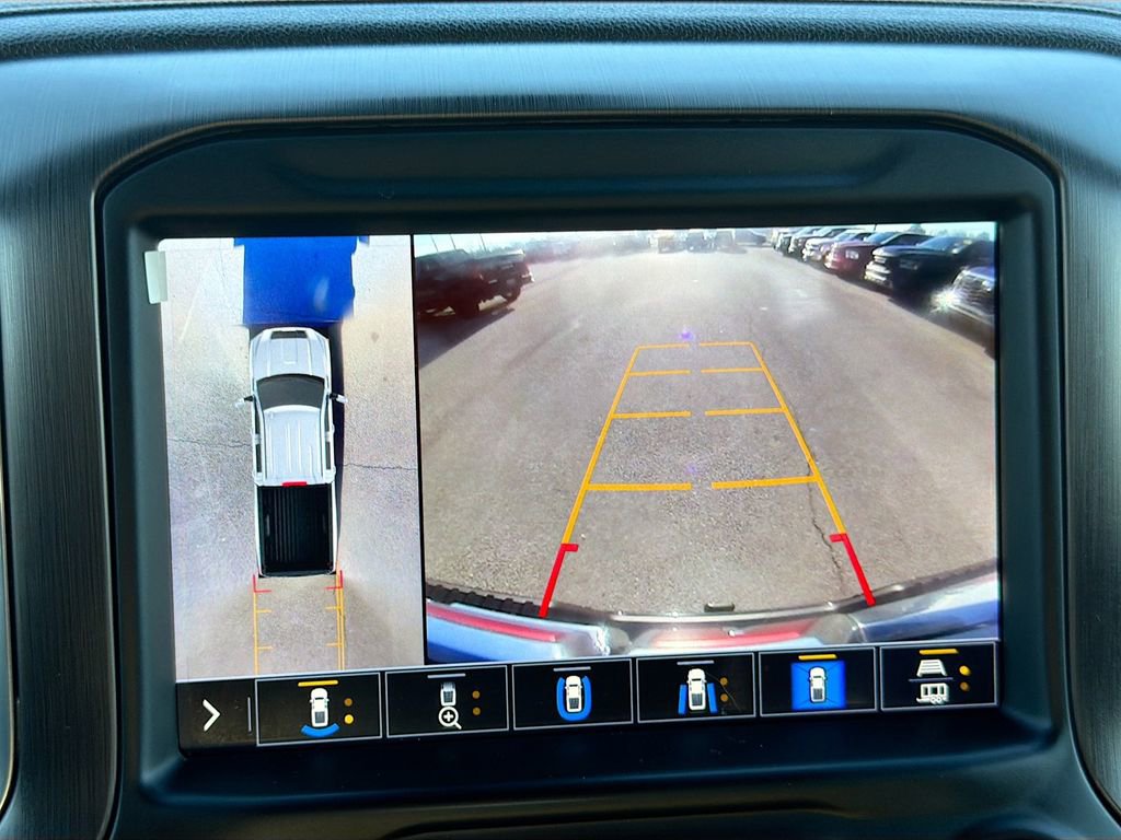 Used 2021 GMC Sierra 2500 AT4 w/ AT4 Preferred Package image 15