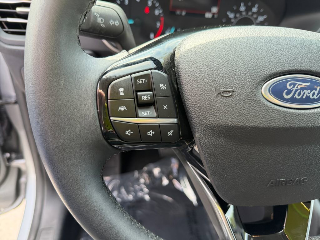 Used 2022 Ford Escape SEL AWD/4WD image 16