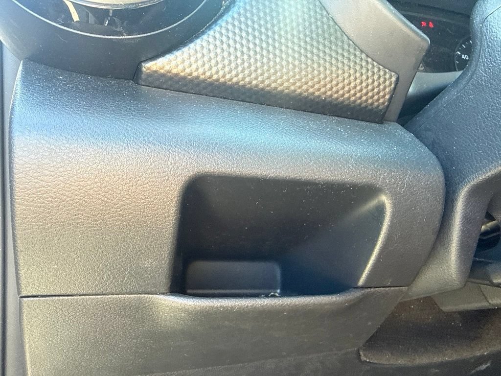 Used 2024 Nissan Kicks SV FWD image 13