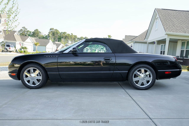 Used 2002 Ford Thunderbird RWD image 15