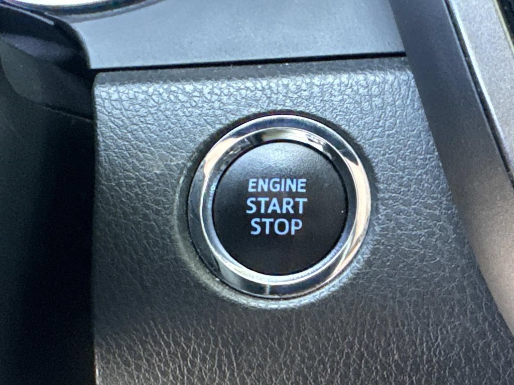 Used 2020 Toyota Camry XSE w/ Navigation Package FWD image 15