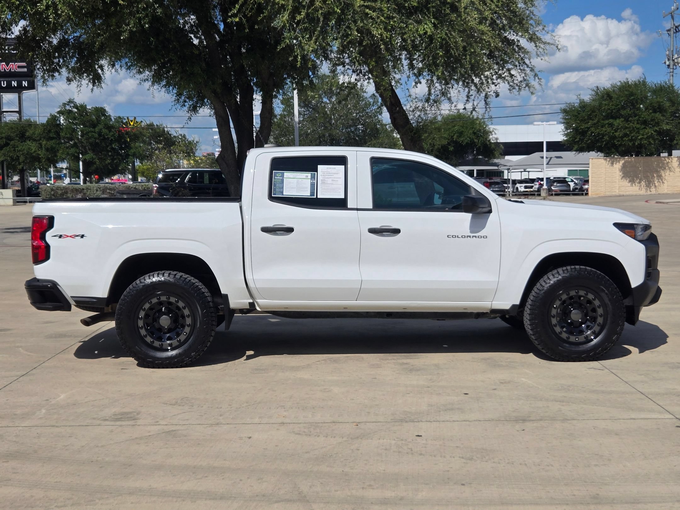 Certified 2025 Chevrolet Colorado W/T w/ Advanced Trailering Package AWD/4WD image 8
