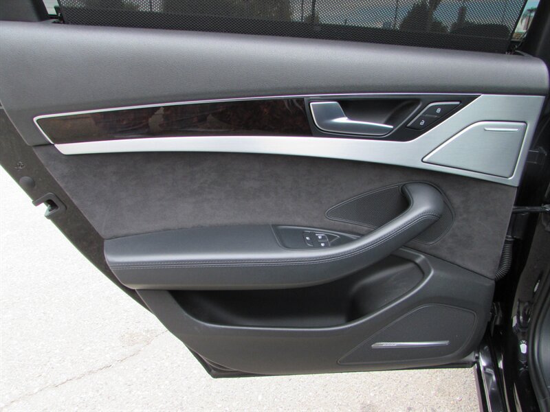 Used 2013 Audi A8 3.0T w/ Driver Assistance Pkg AWD/4WD image 24