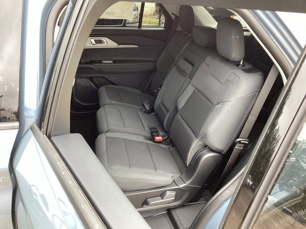 New 2026 Ford Explorer Active image 40