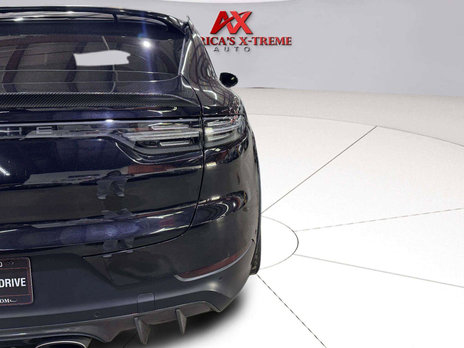 Used 2022 Porsche Cayenne Turbo GT AWD/4WD image 15