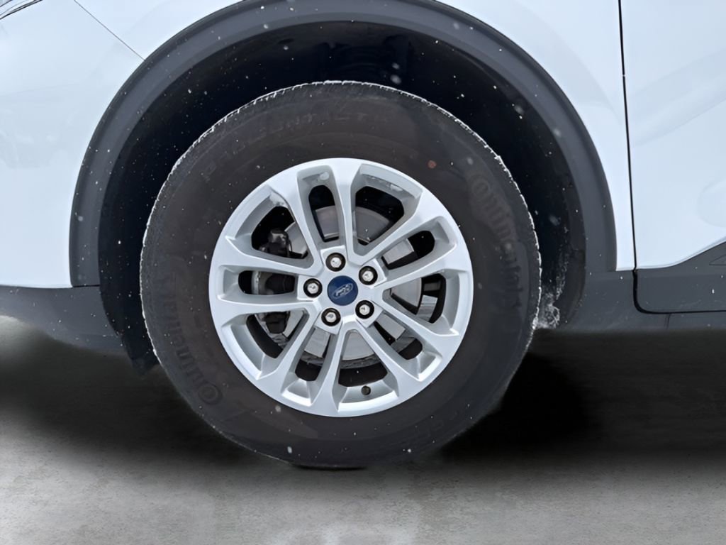 Used 2022 Ford Escape SE image 32