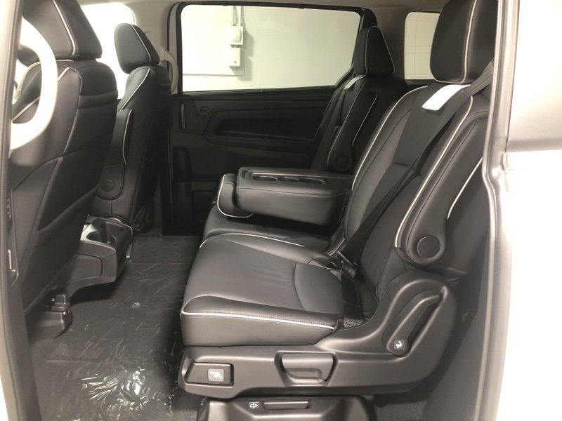 New 2026 Honda Odyssey Touring image 16
